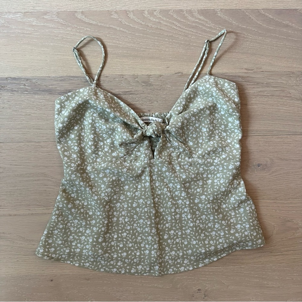 A&F Size Small Green Floral White Print Twist Front Tank Top/Blouse